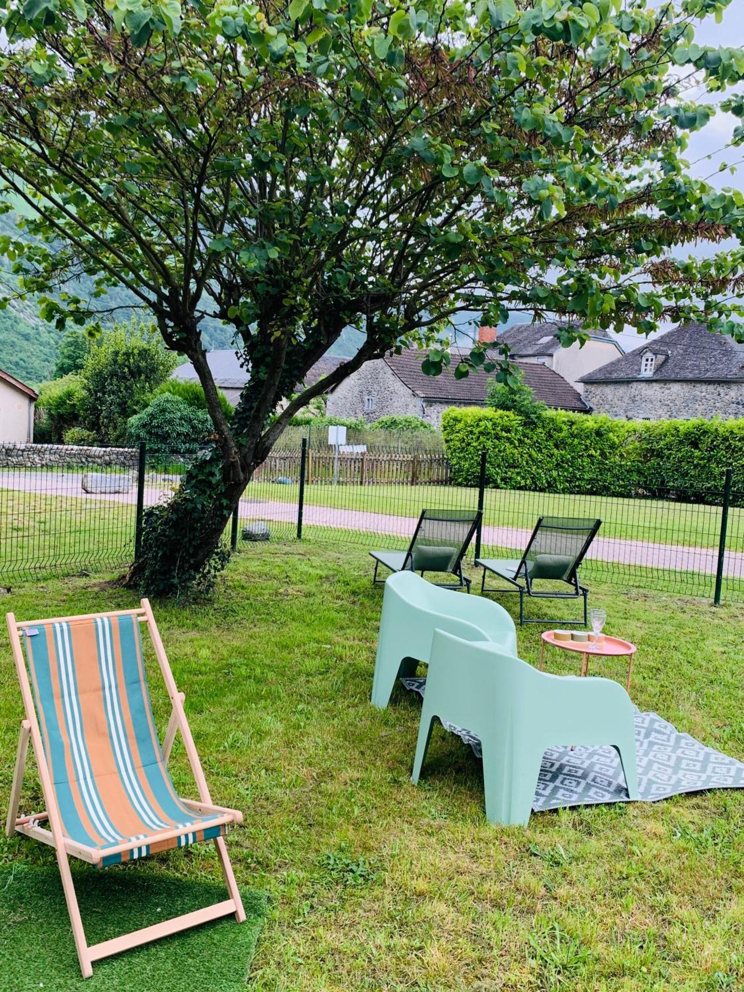 La Suite Unique - Le Jardin Sur Les Pyrenees- Vue Panoramique Montagne -Jardin Cloture Prive De 100M2-Parking-Linge De Lit Et Serviettes Compris- Bielle Zewnętrze zdjęcie