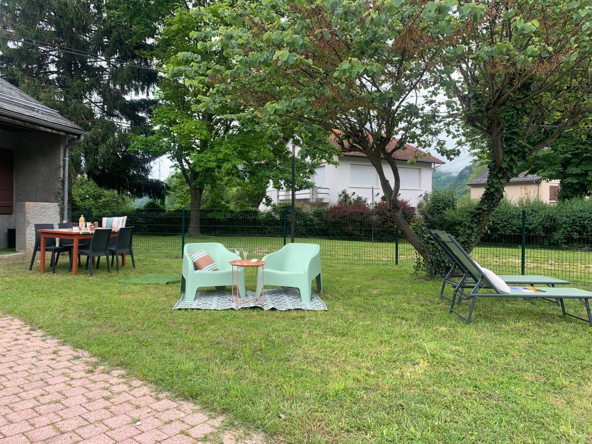 La Suite Unique - Le Jardin Sur Les Pyrenees- Vue Panoramique Montagne -Jardin Cloture Prive De 100M2-Parking-Linge De Lit Et Serviettes Compris- Bielle Zewnętrze zdjęcie