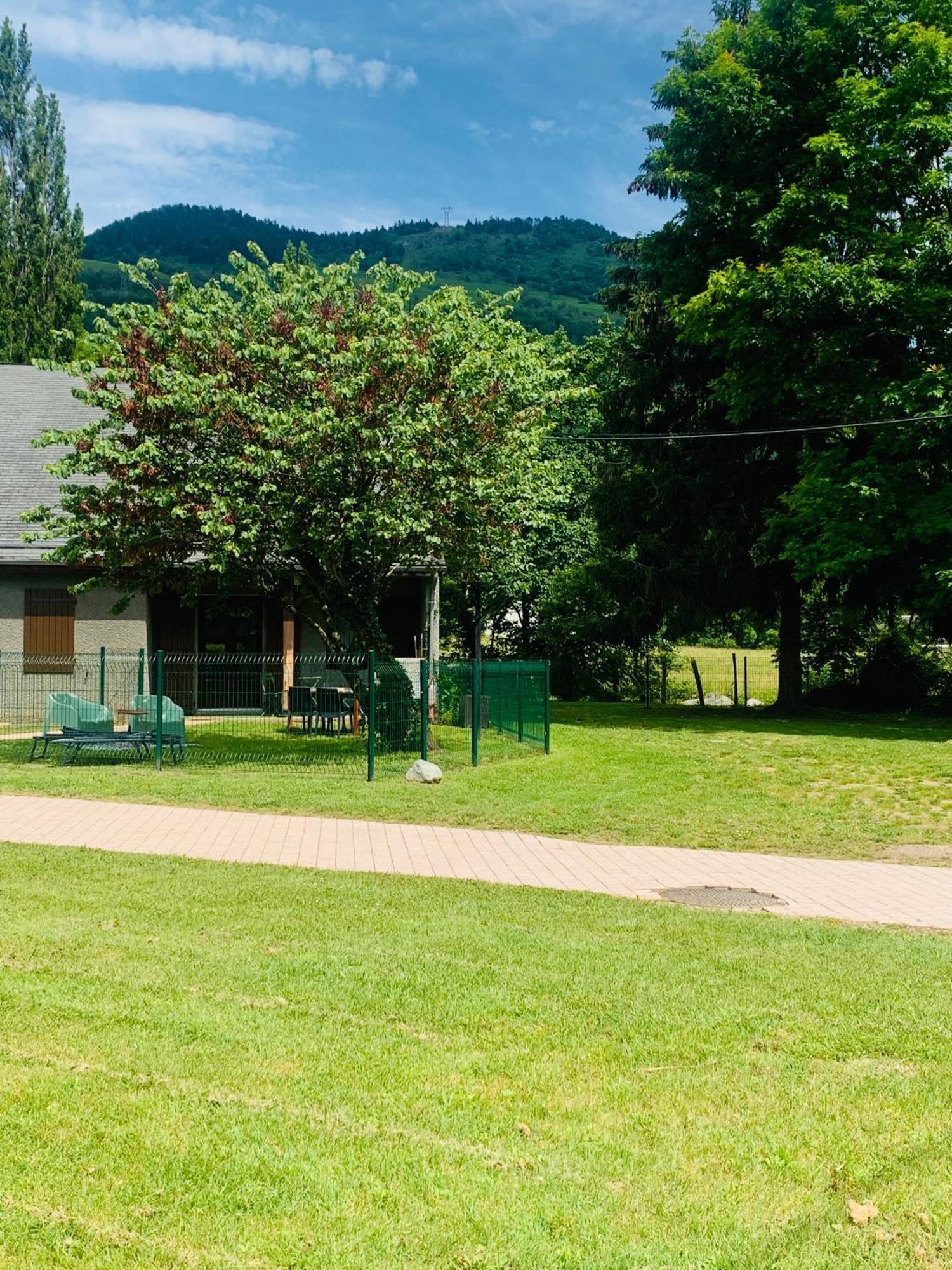 La Suite Unique - Le Jardin Sur Les Pyrenees- Vue Panoramique Montagne -Jardin Cloture Prive De 100M2-Parking-Linge De Lit Et Serviettes Compris- Bielle Zewnętrze zdjęcie